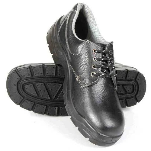 Stepping into Safety: The Critical Role of Safety Shoes in Workplace